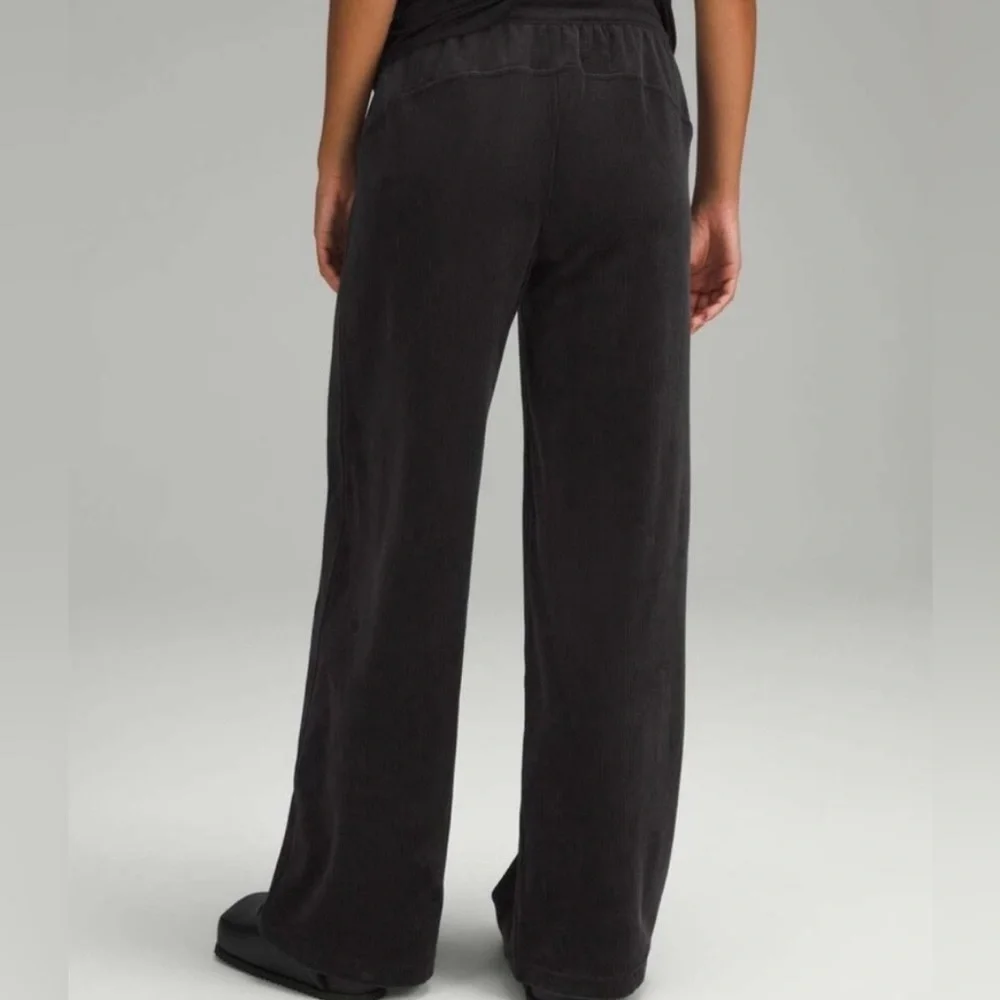 Mondetta Velvet Corduroy Textured Wide-Leg Pants – NWT ✨ - Picture 2 of 2